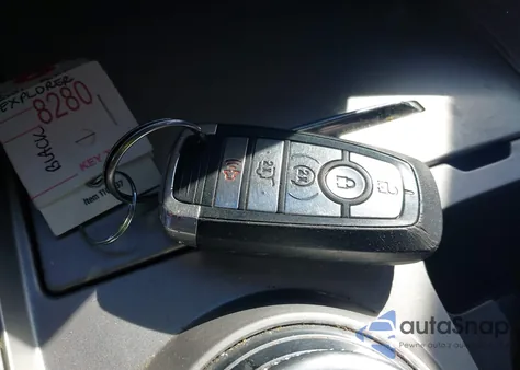 2021 Ford Explorer Xlt from USA, damaged, VIN 1FMSK8DH6MGB10383